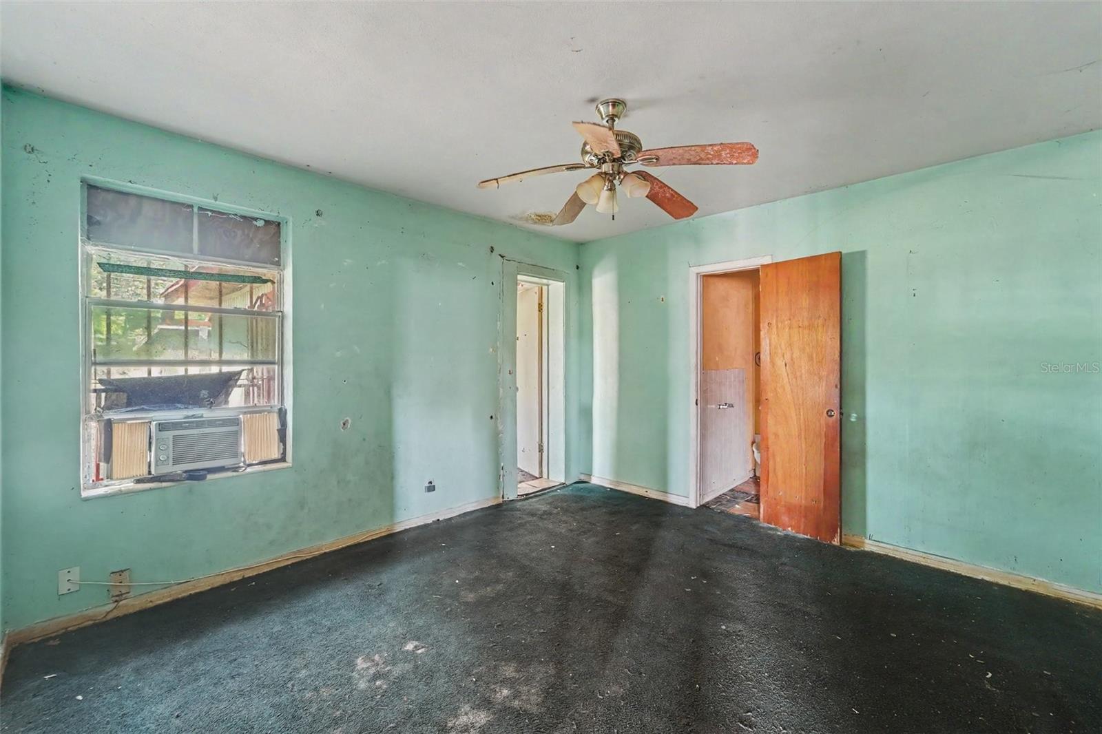 504 E EMILY STREET, Tampa, FL 33603