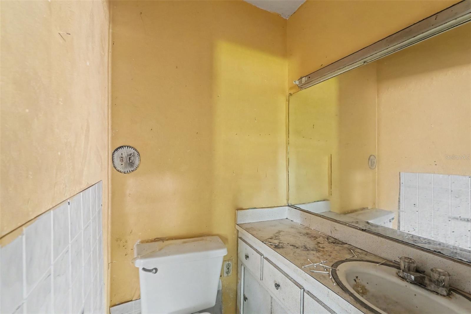 504 E EMILY STREET, Tampa, FL 33603