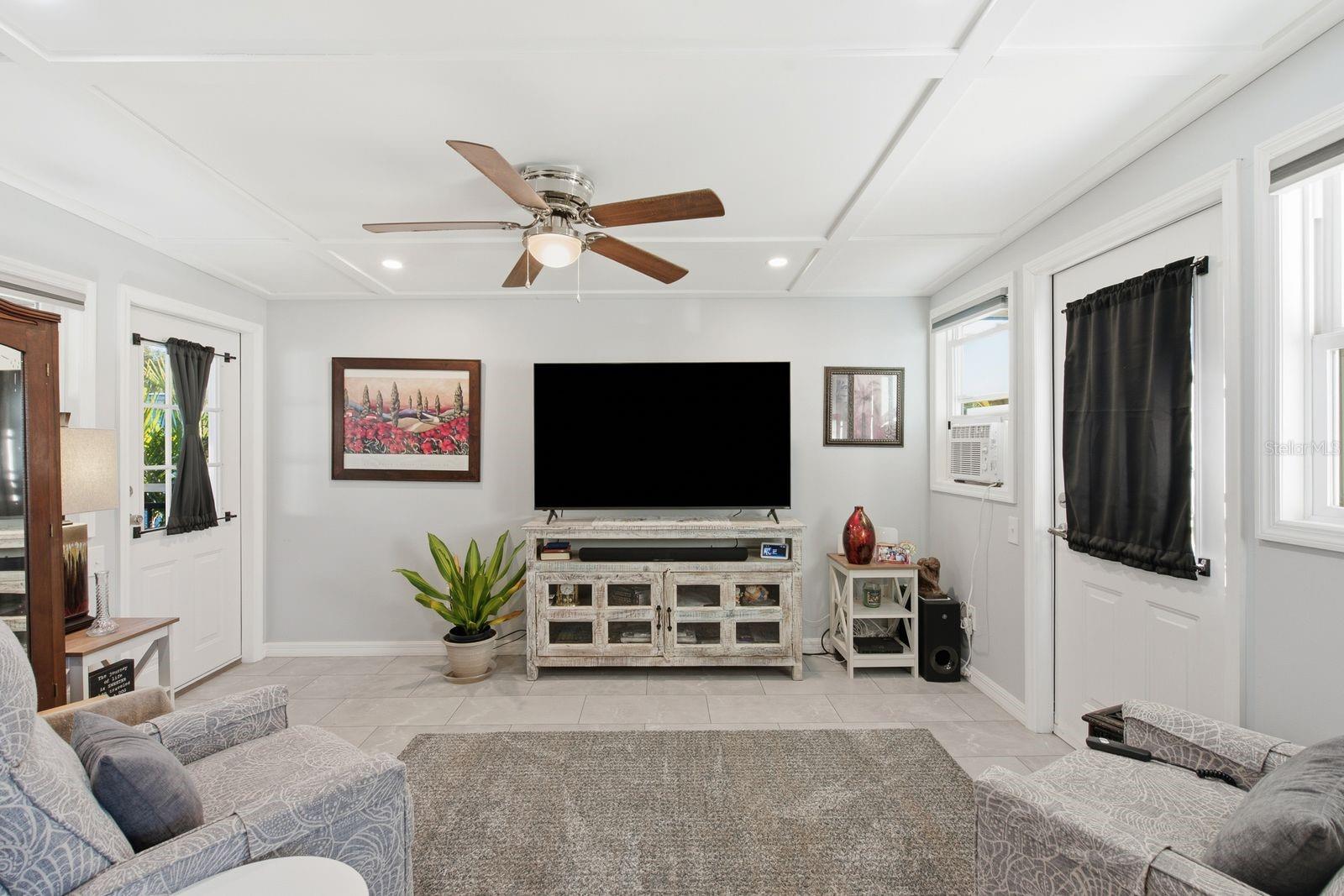185 LAKE TARPON DRIVE, #31, Palm Harbor, FL 34684