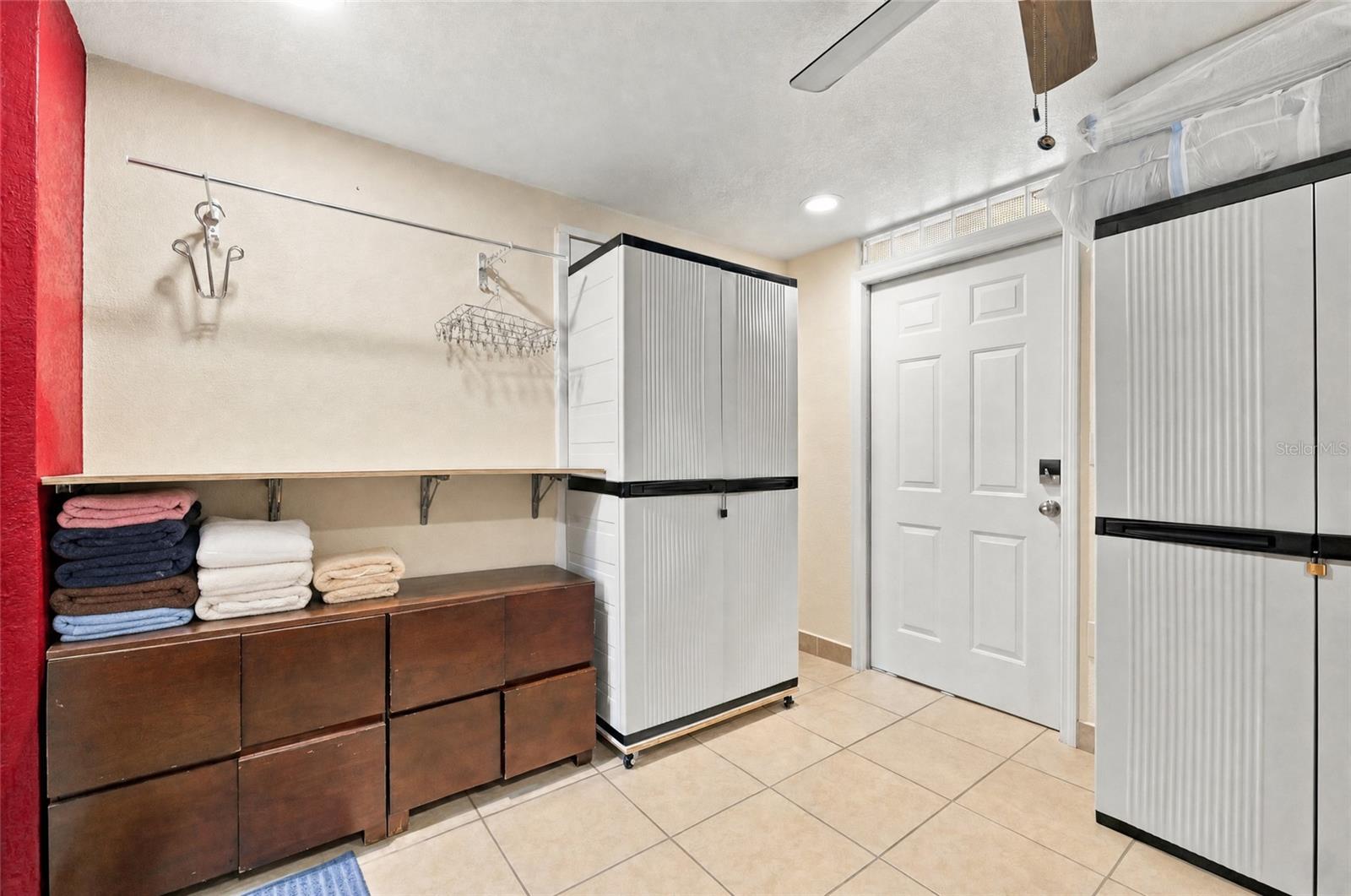 1508 W KNOLLWOOD STREET, Tampa, FL 33604
