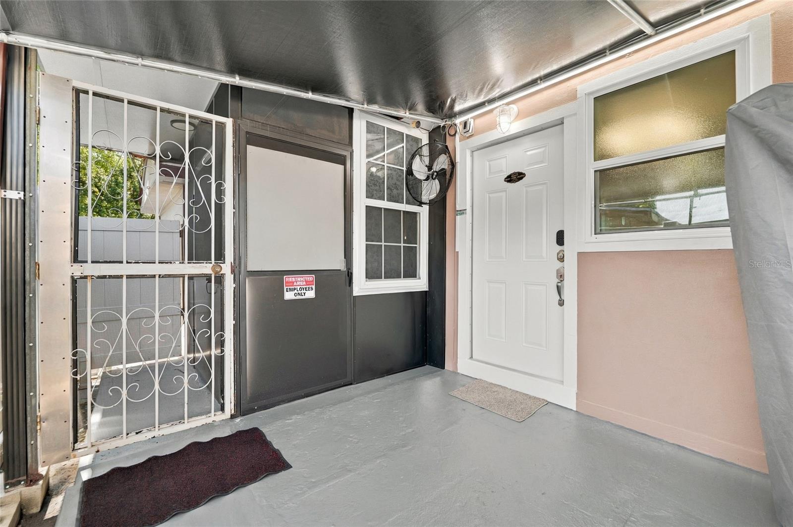 1508 W KNOLLWOOD STREET, Tampa, FL 33604
