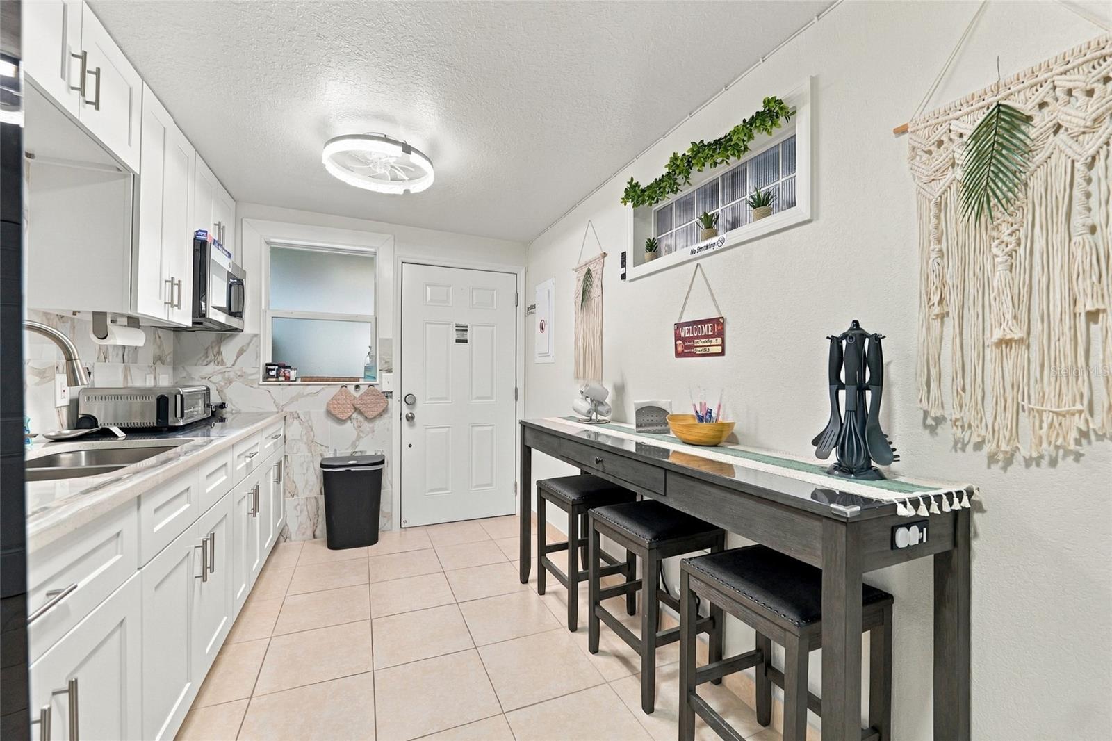 1508 W KNOLLWOOD STREET, Tampa, FL 33604