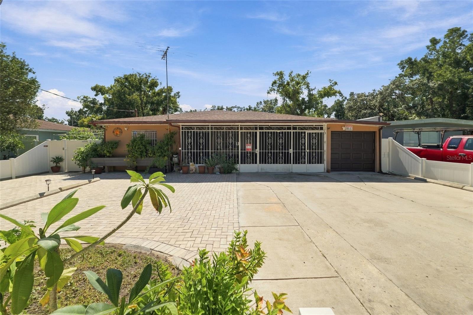 1508 W KNOLLWOOD STREET, Tampa, FL 33604
