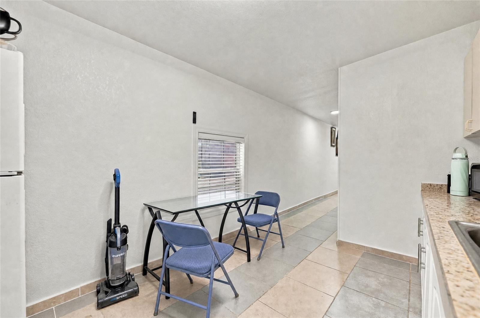 1508 W KNOLLWOOD STREET, Tampa, FL 33604