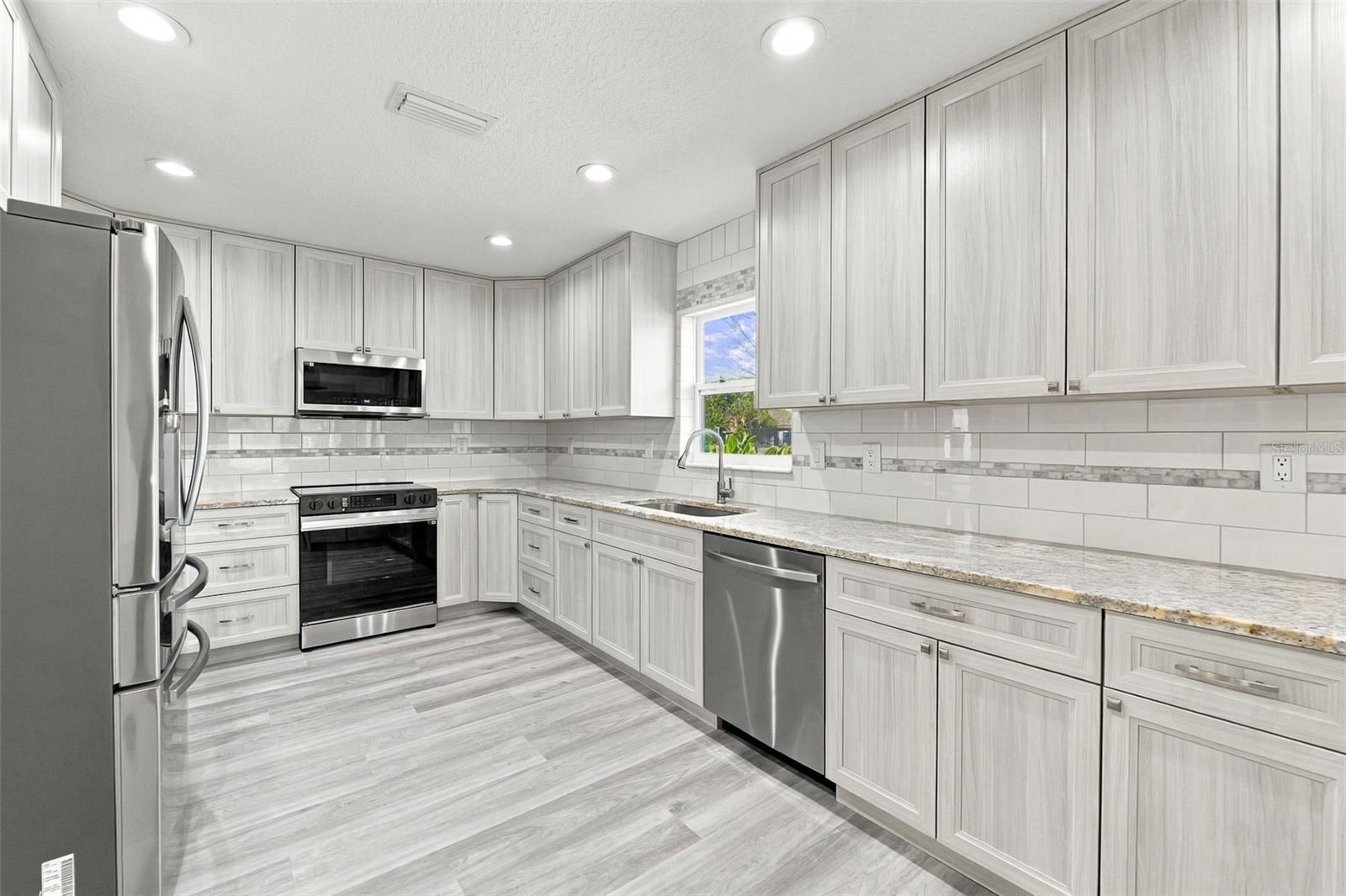 4516 GULFSTREAM DRIVE, Hernando Beach, FL 34607