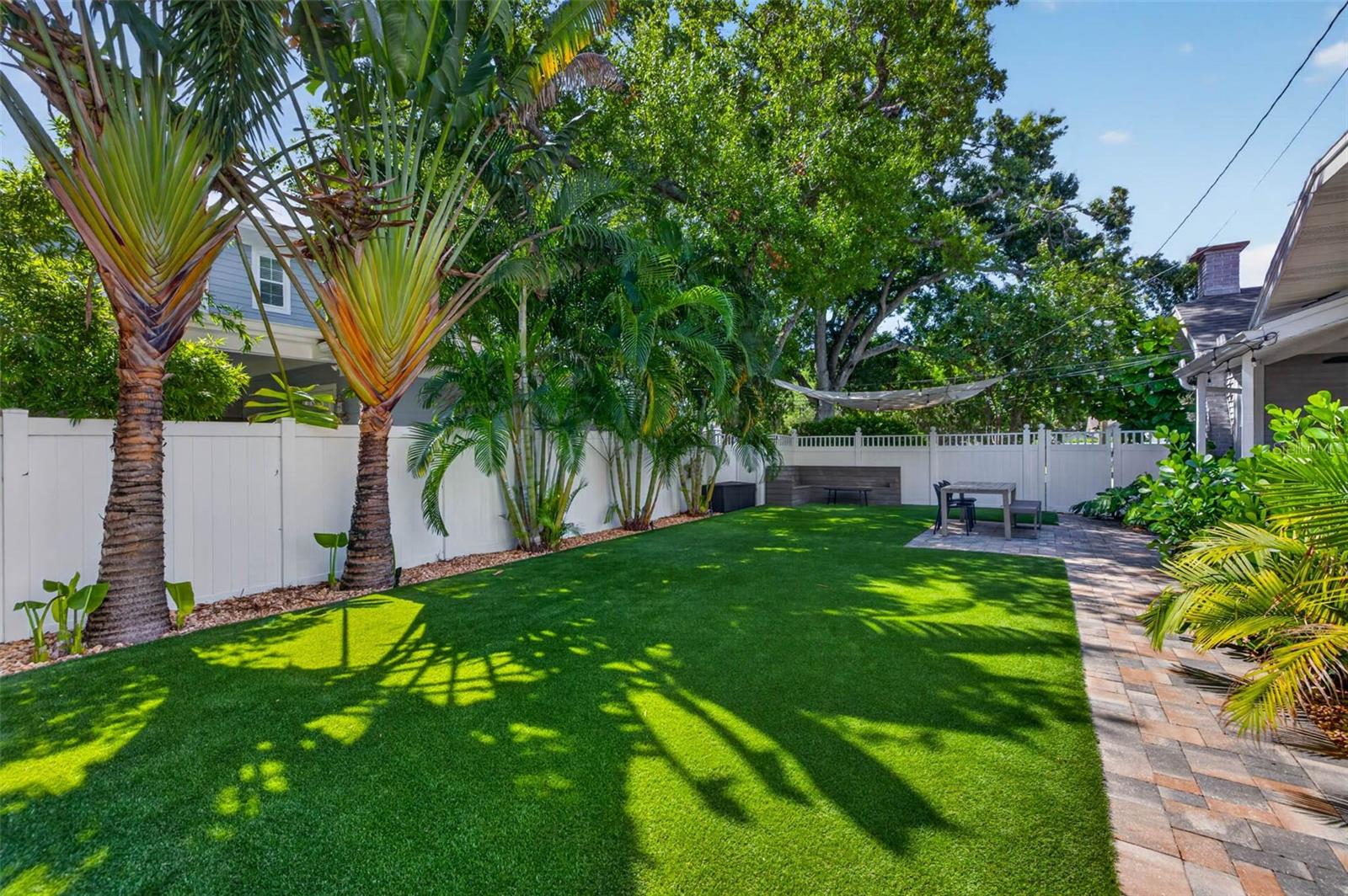 3917 W SAN JUAN STREET, Tampa, FL 33629