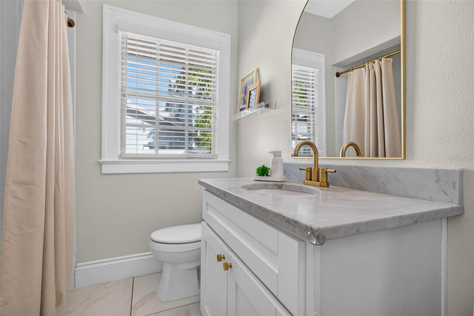 3917 W SAN JUAN STREET, Tampa, FL 33629