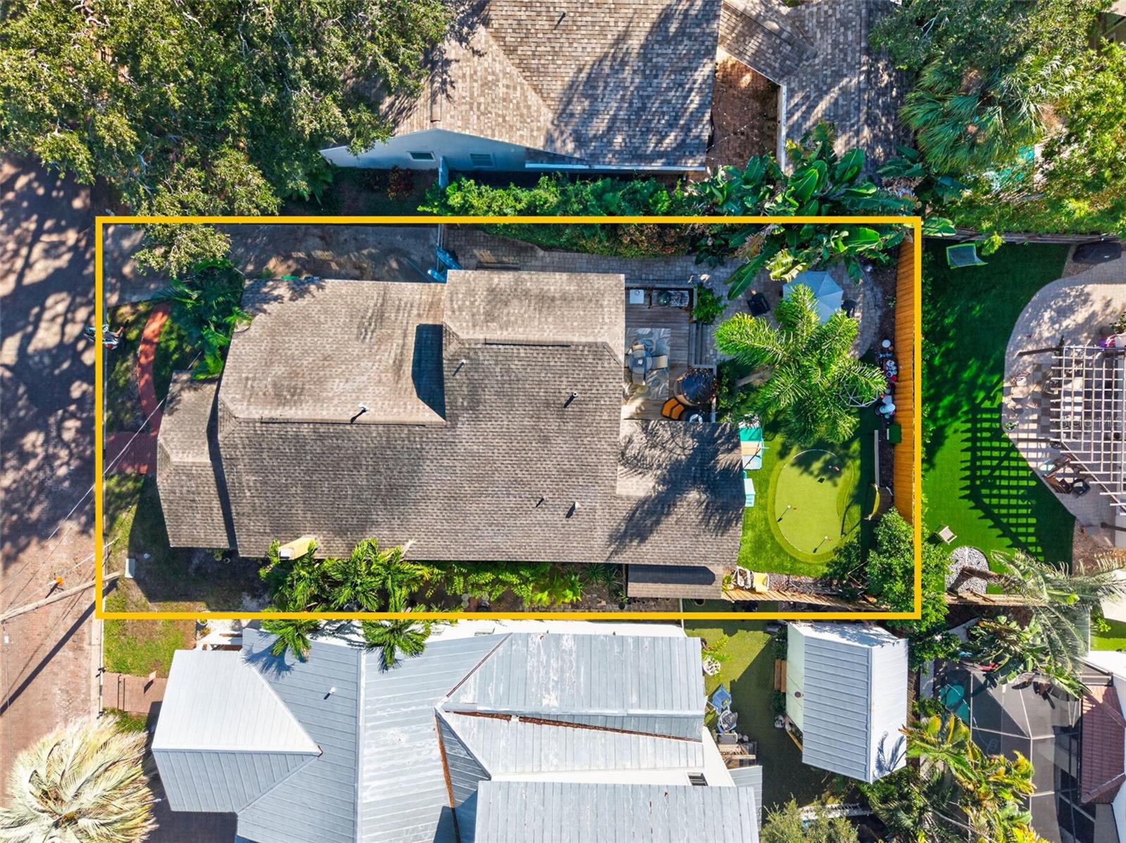 2804 W ANGELES STREET, Tampa, FL 33629
