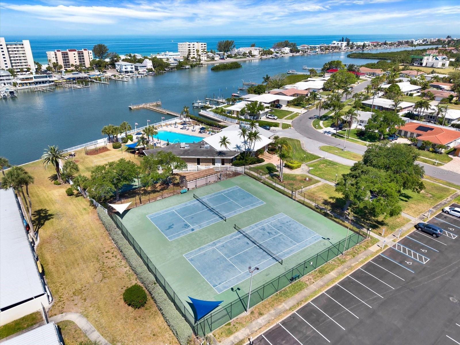 10216 REGAL DRIVE, #404, Largo, FL 33774