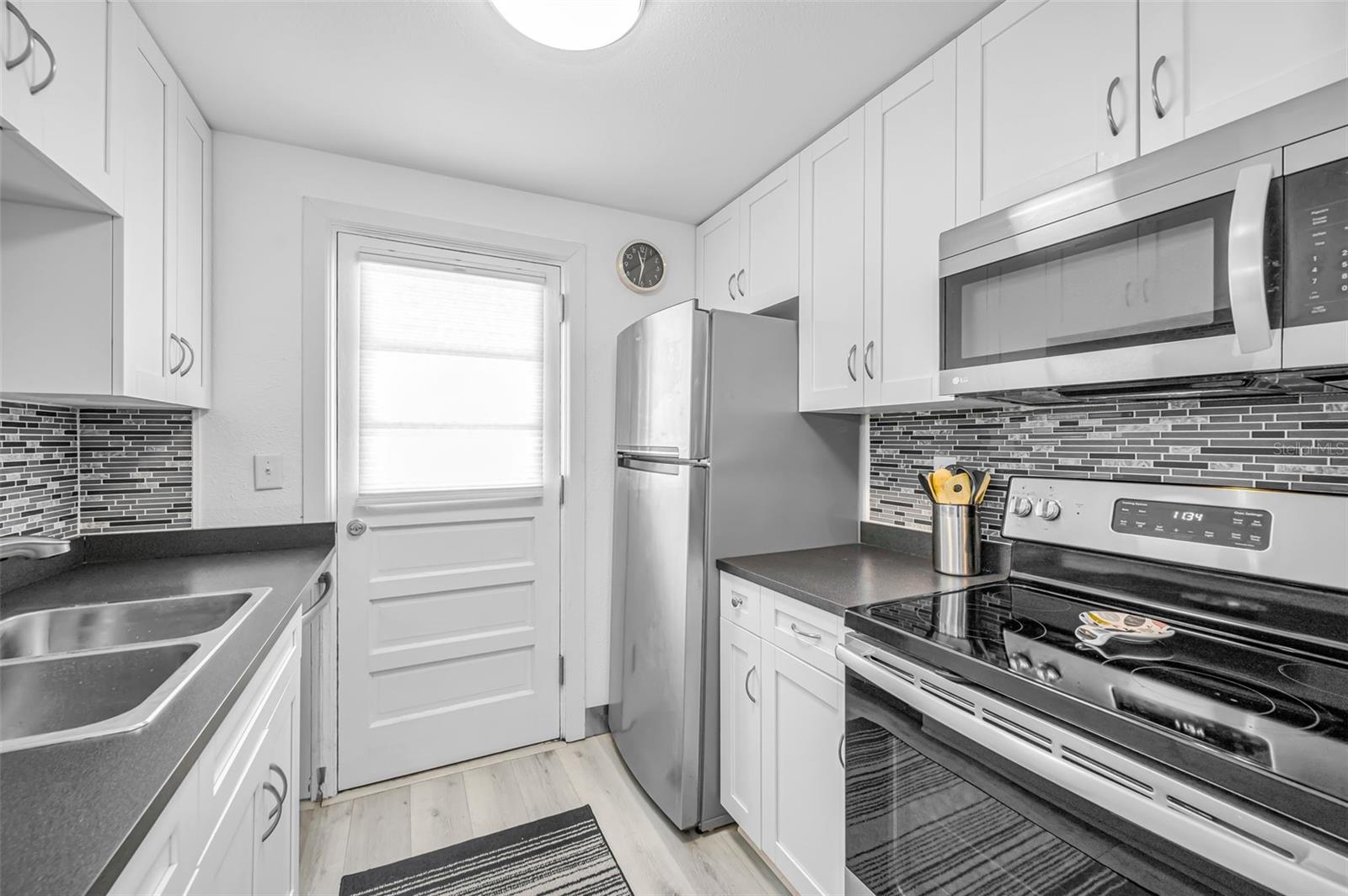 2 N FERNWOOD AVENUE, #25, Clearwater, FL 33765
