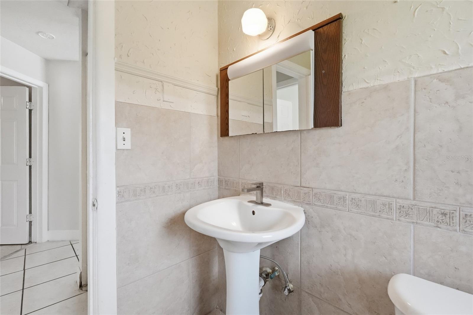 Bath 2418