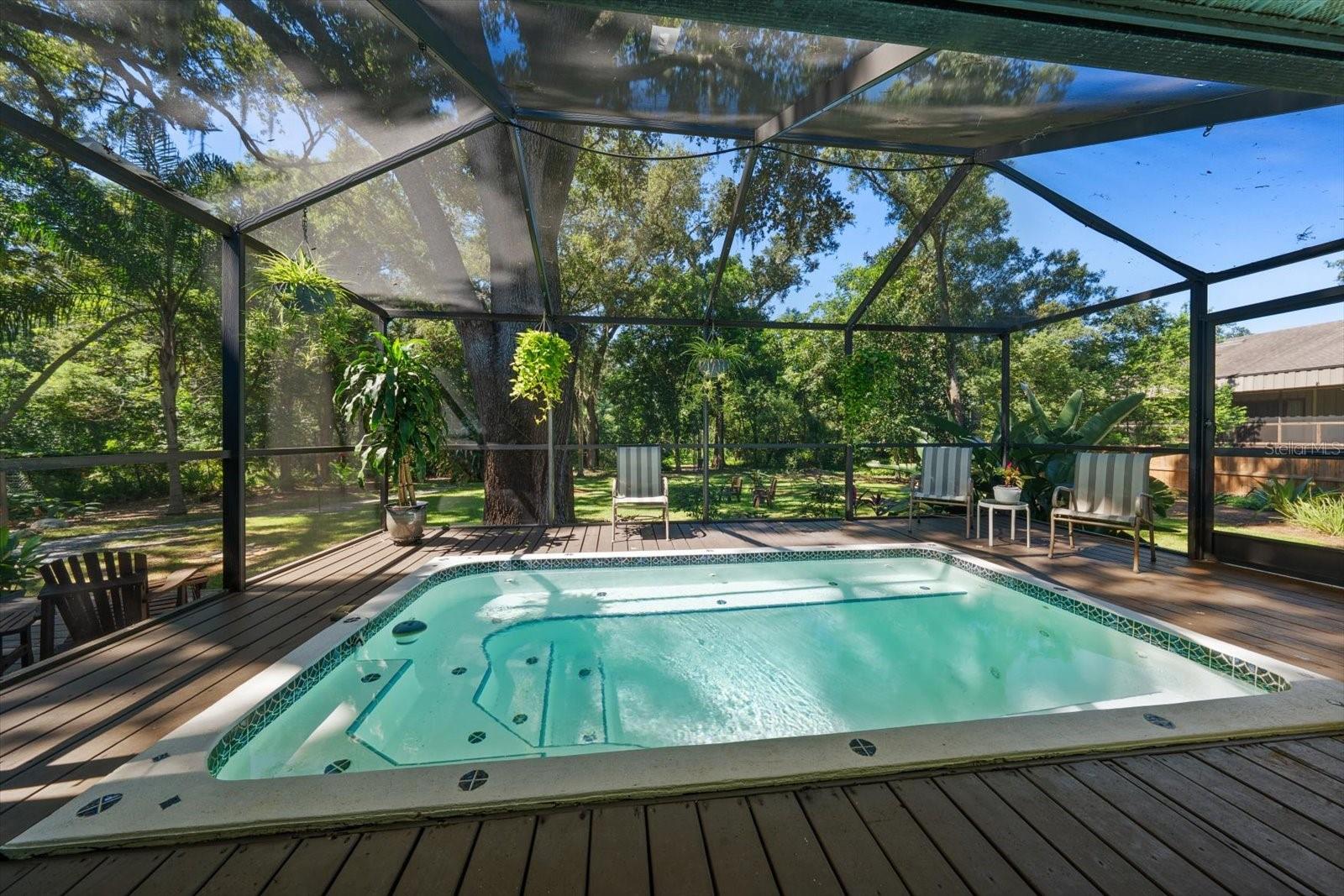 1652 HOBBIT ROAD, Dunedin, FL 34698