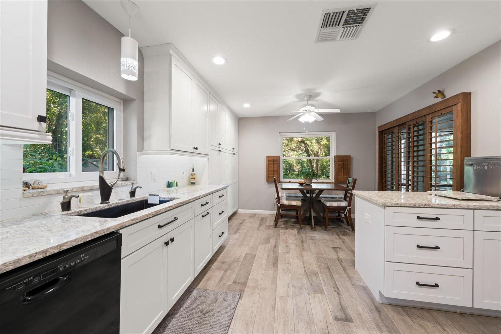 1652 HOBBIT ROAD, Dunedin, FL 34698