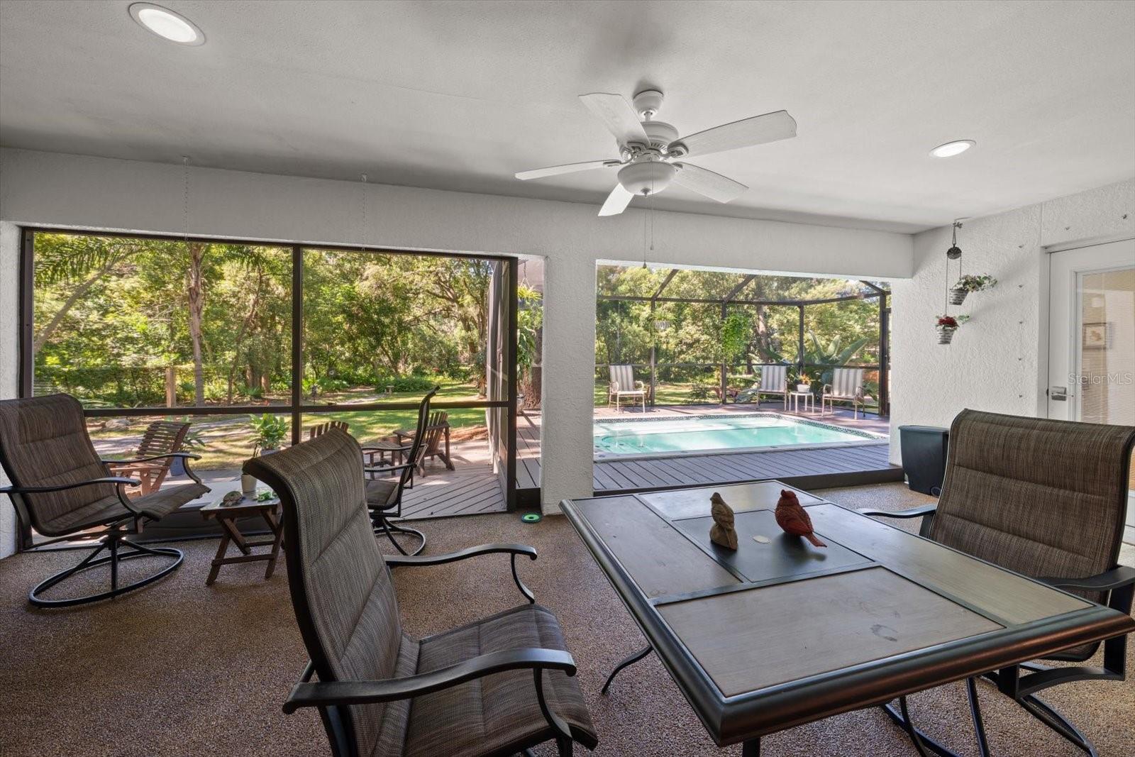 1652 HOBBIT ROAD, Dunedin, FL 34698