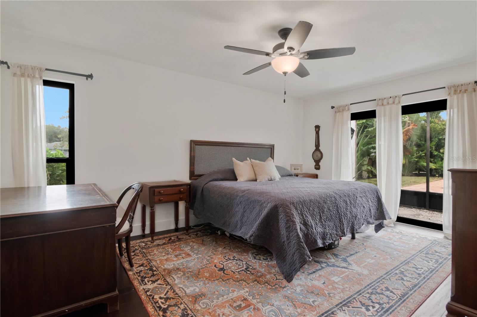4400 COLUMBUS WAY S, St Petersburg, FL 33712