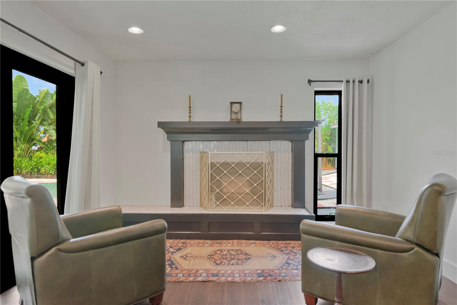 4400 COLUMBUS WAY S, St Petersburg, FL 33712