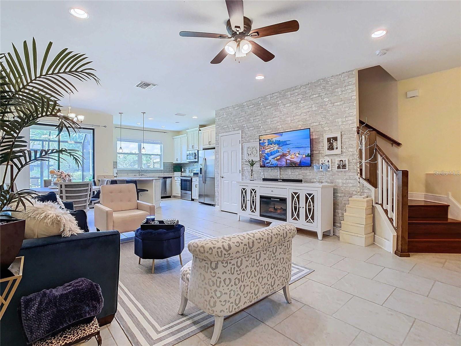 30333 SOUTHWELL LANE, Wesley Chapel, FL 33543