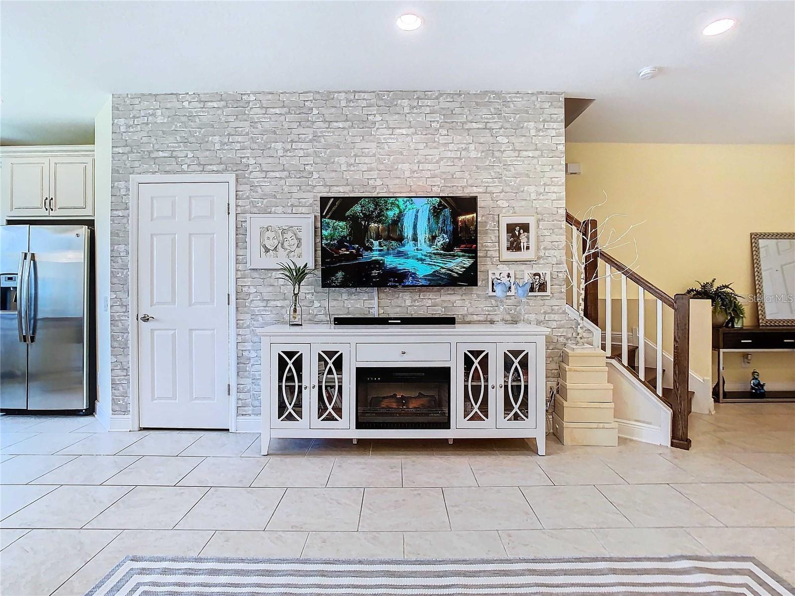 30333 SOUTHWELL LANE, Wesley Chapel, FL 33543