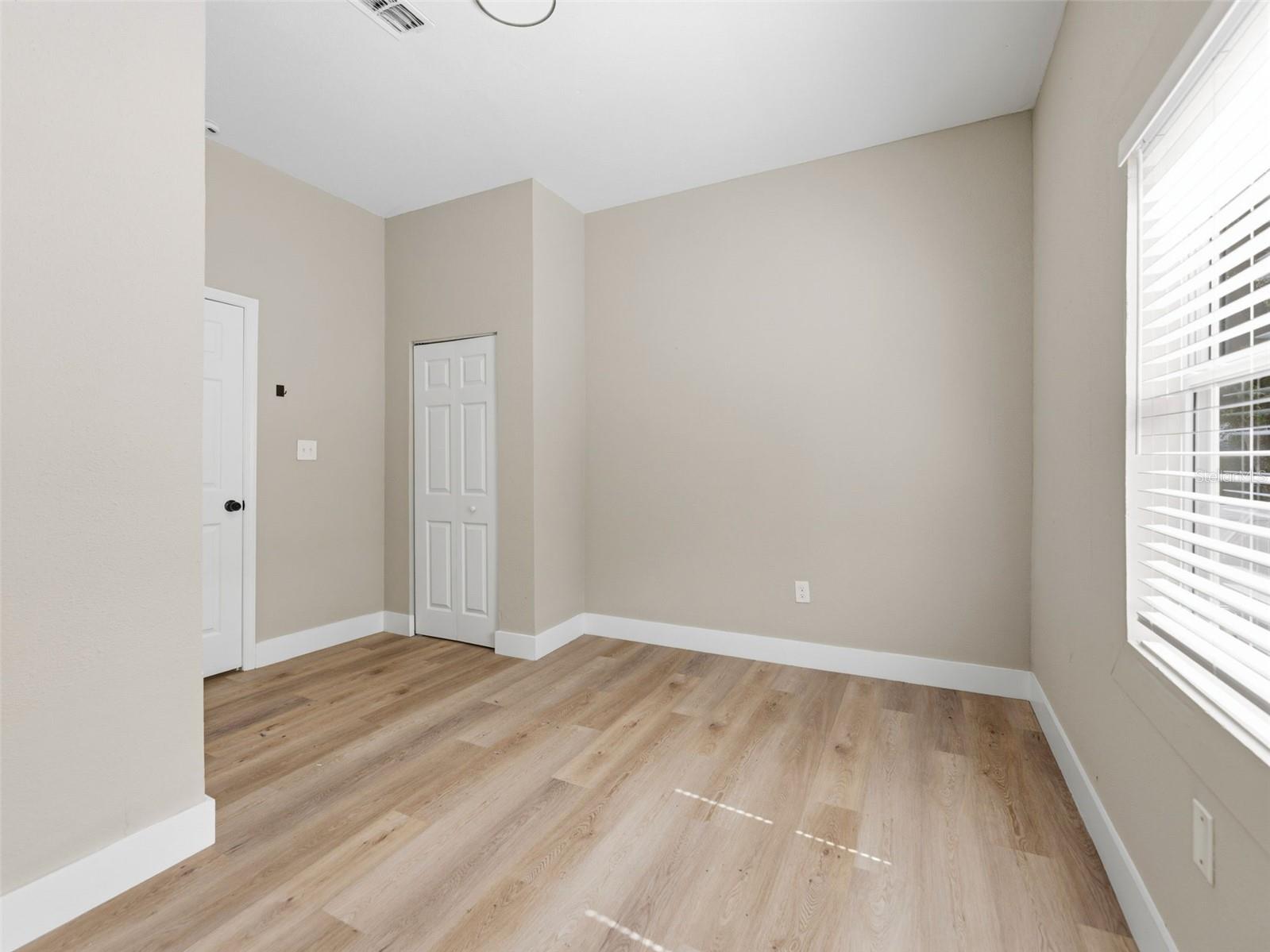 1740 W CHERRY STREET, Tampa, FL 33607