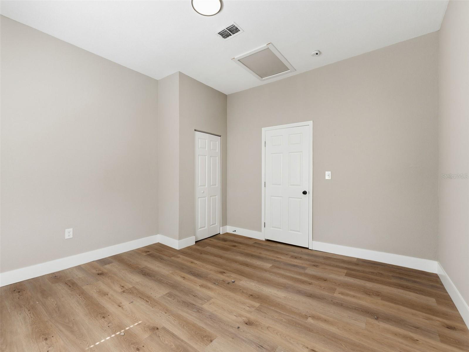 1740 W CHERRY STREET, Tampa, FL 33607