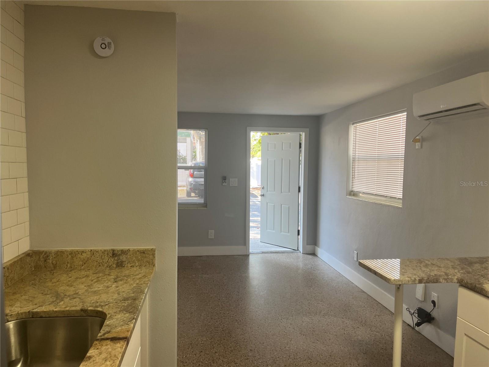 115 CLEVELAND AVENUE, Largo, FL 33770