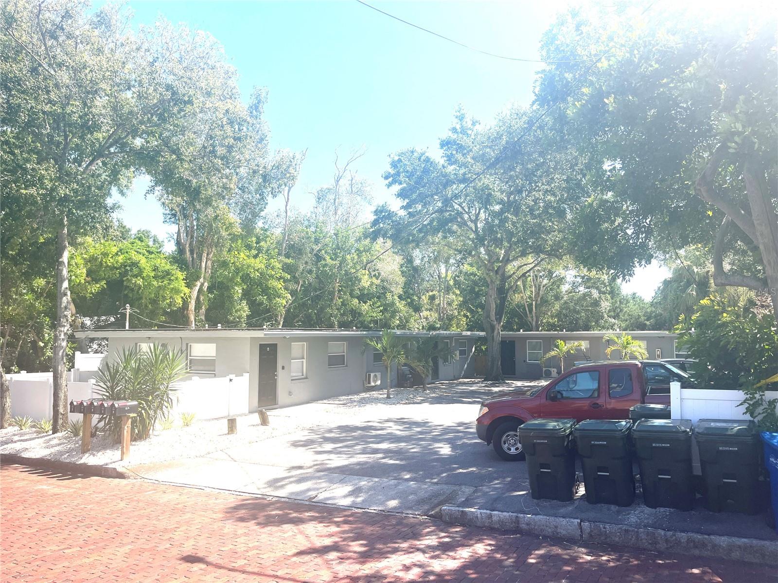 115 CLEVELAND AVENUE, Largo, FL 33770