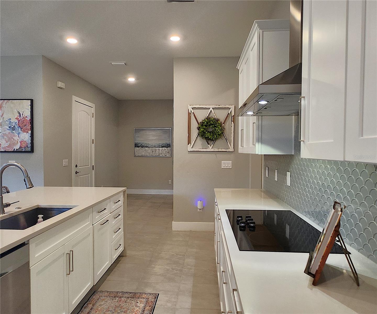 8896 DRUMMER PLANK DRIVE, Wesley Chapel, FL 33545
