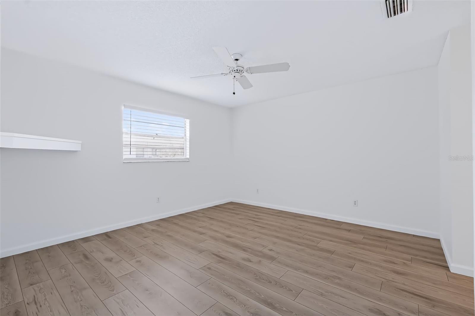 303 GREEN MANOR DRIVE, Sun City Center, FL 33573