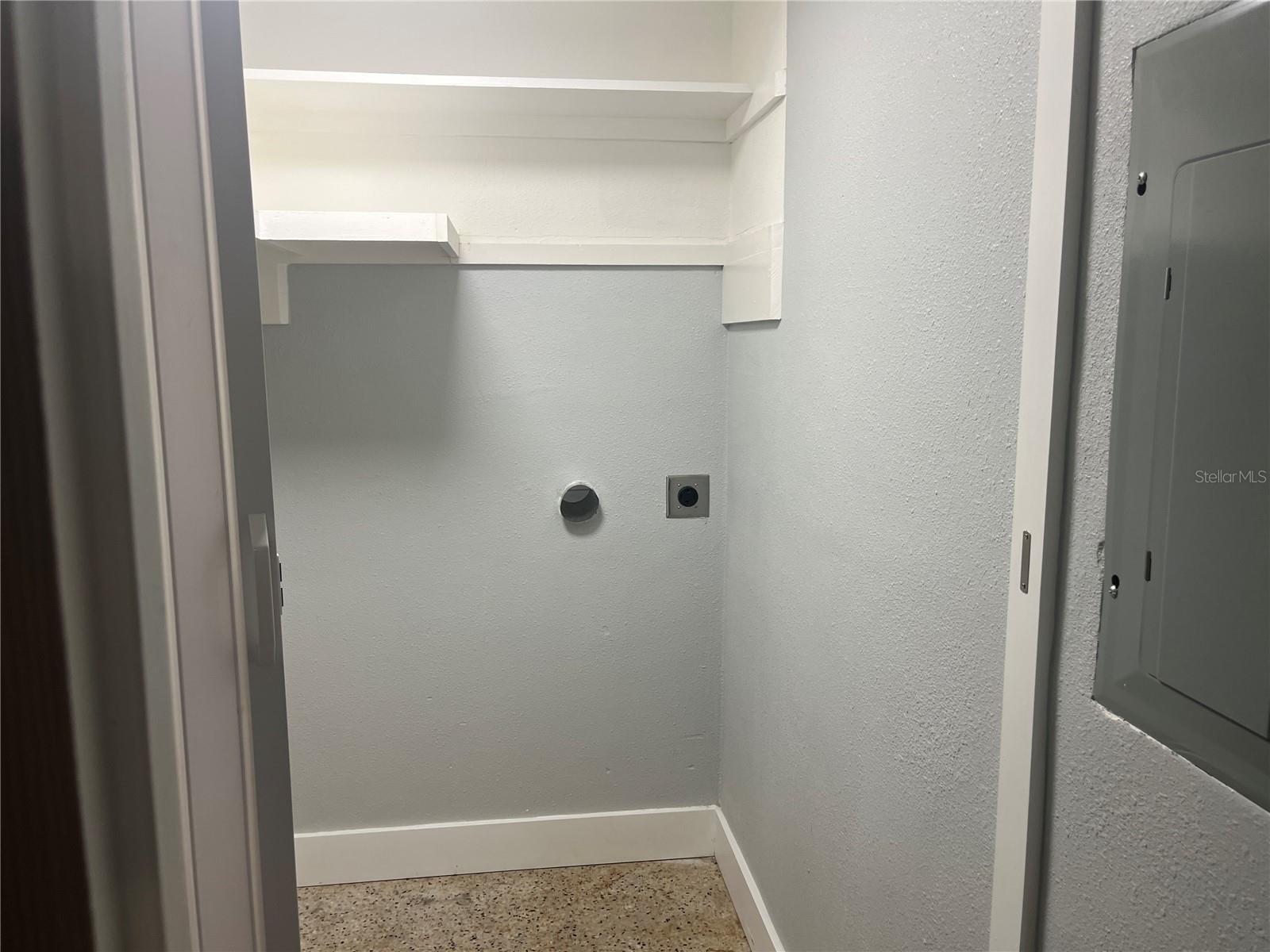 115 CLEVELAND AVENUE, Largo, FL 33770