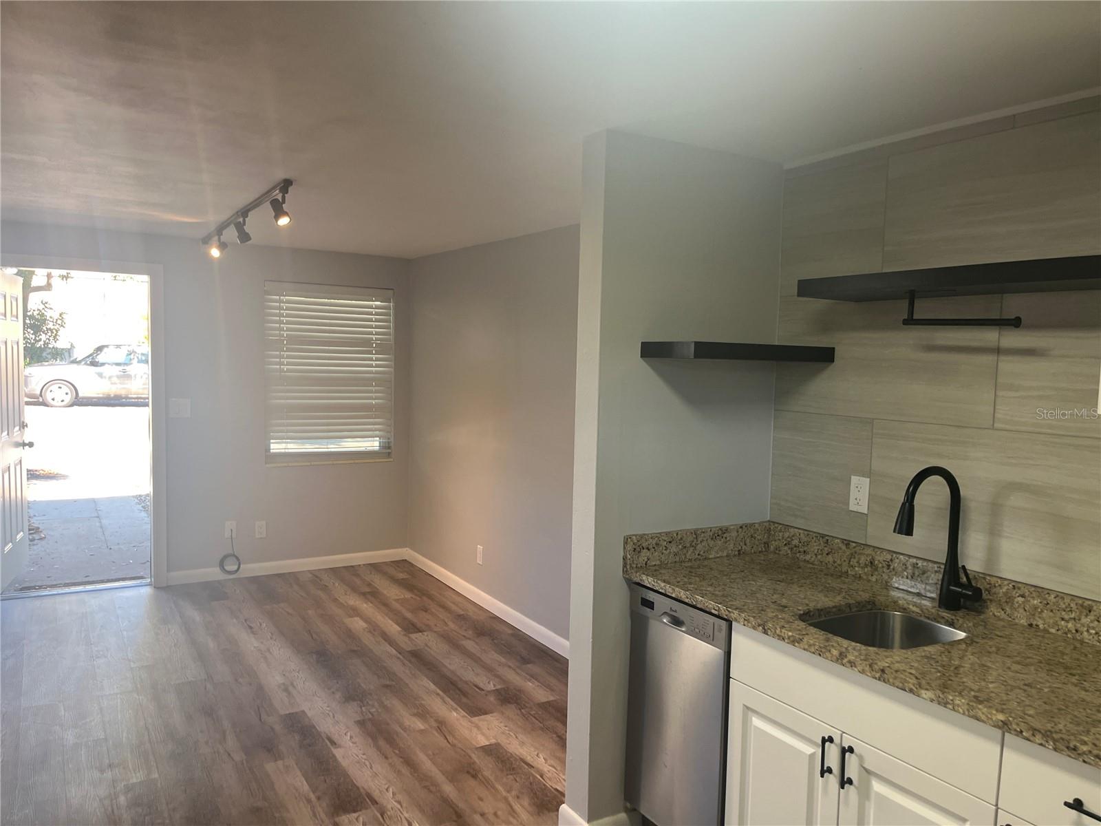 115 CLEVELAND AVENUE, Largo, FL 33770