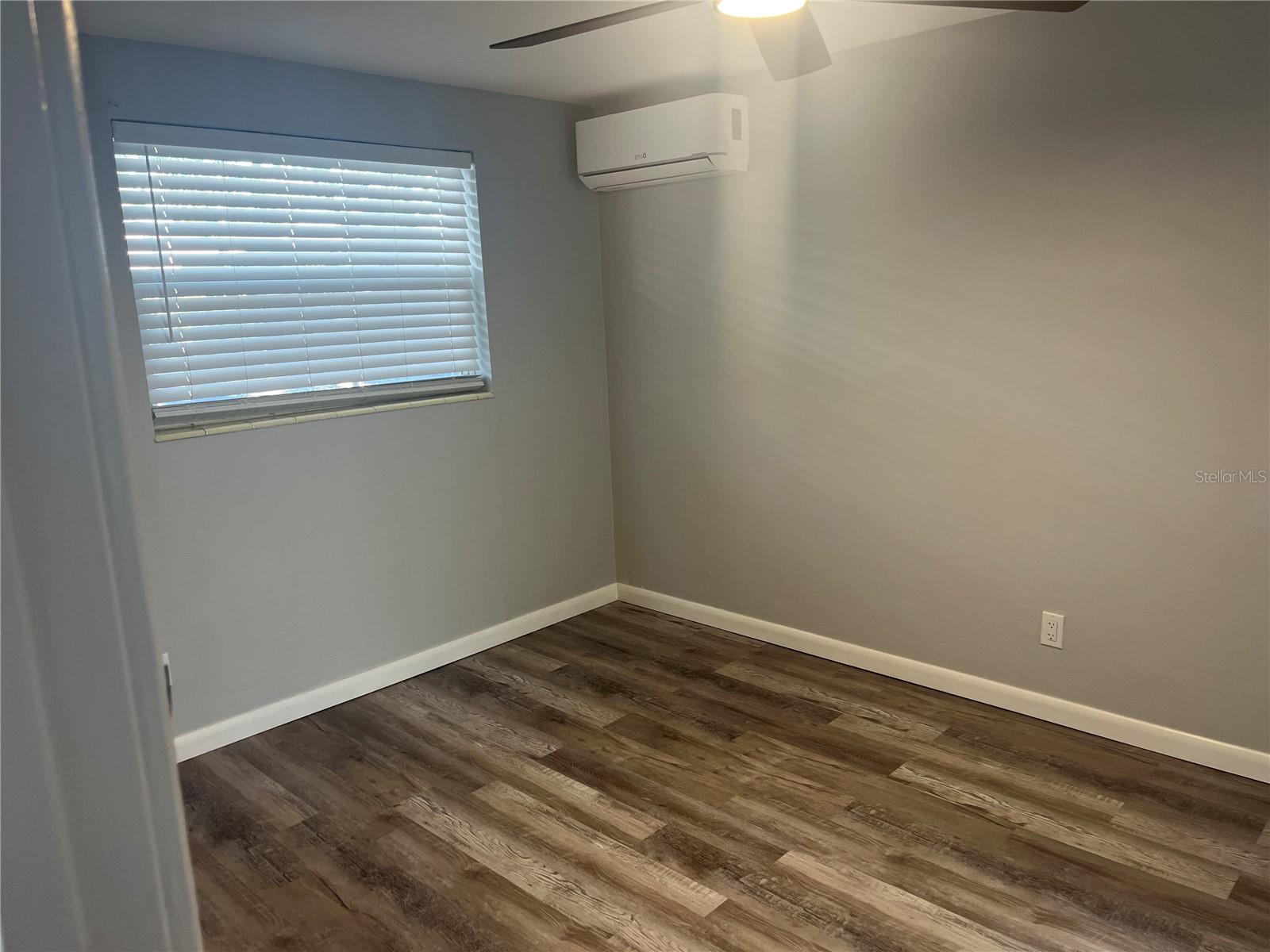 115 CLEVELAND AVENUE, Largo, FL 33770