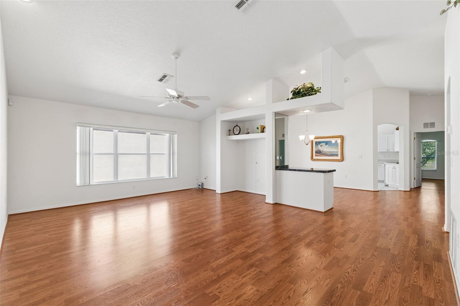284 ROYAL PALM WAY, Spring Hill, FL 34608 284 ROYAL PALM WAY, Spring Hill, FL 34608