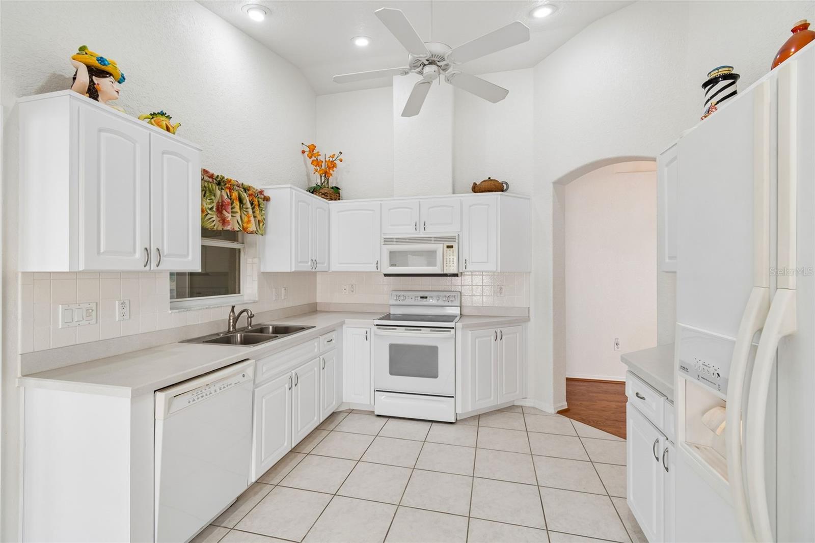 284 ROYAL PALM WAY, Spring Hill, FL 34608