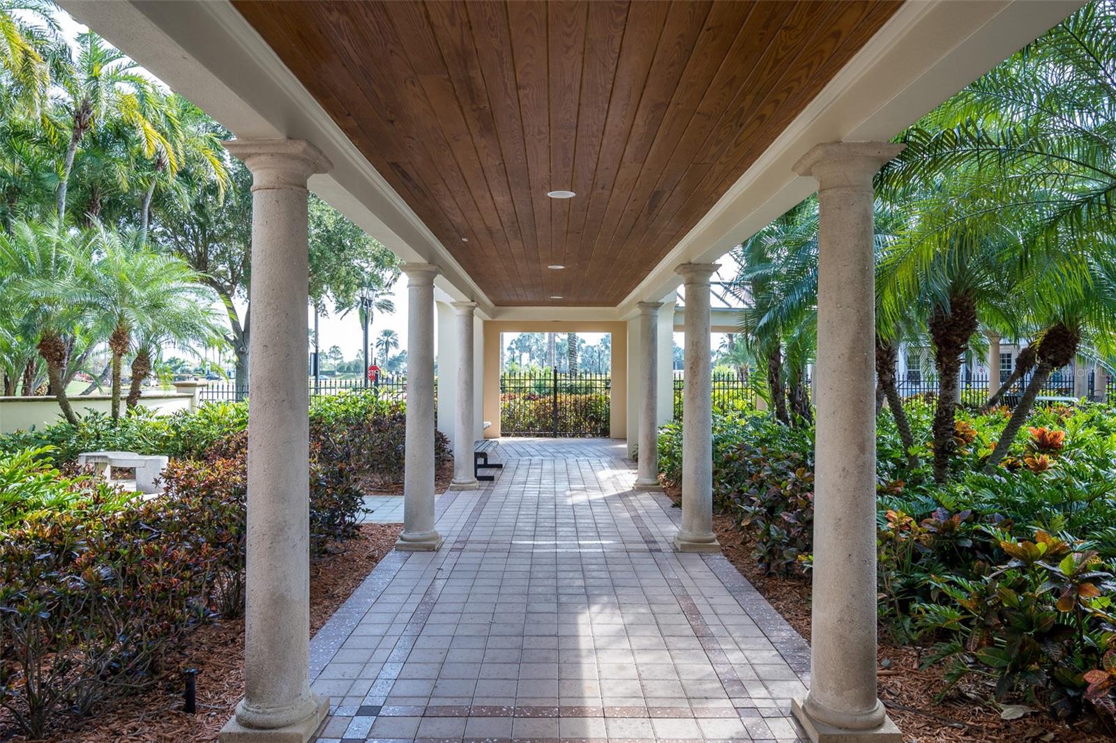 542 ISLEBAY DRIVE, Apollo Beach, FL 33572