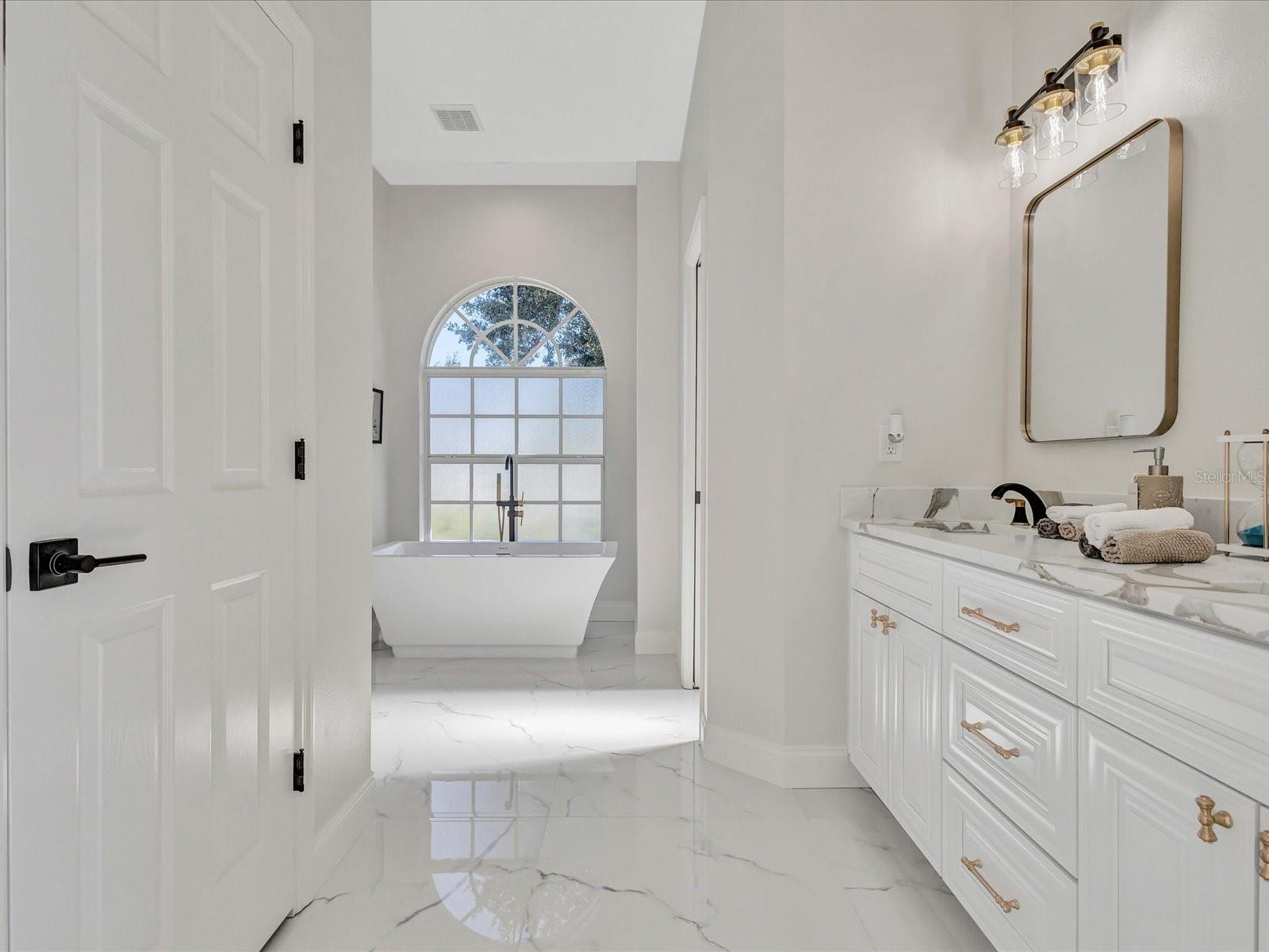 2719 46TH STREET E, Palmetto, FL 34221