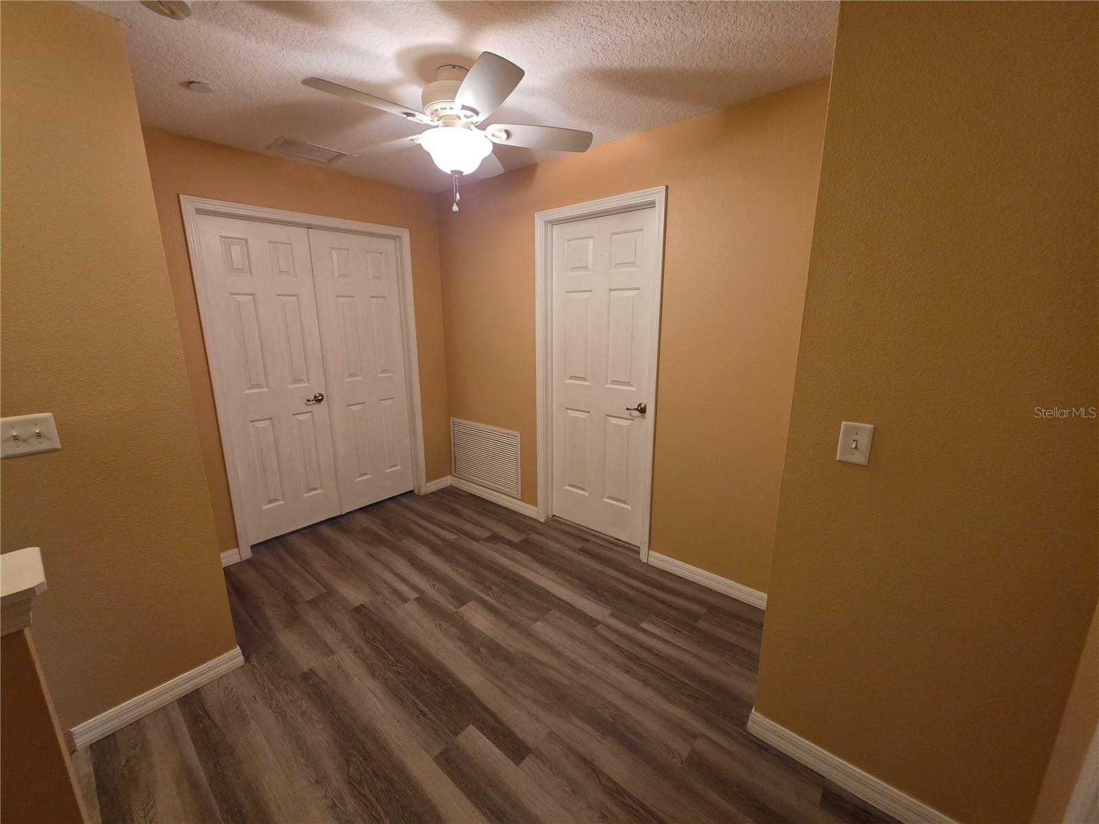 2425 MIDDLETON GROVE DRIVE, Brandon, FL 33511