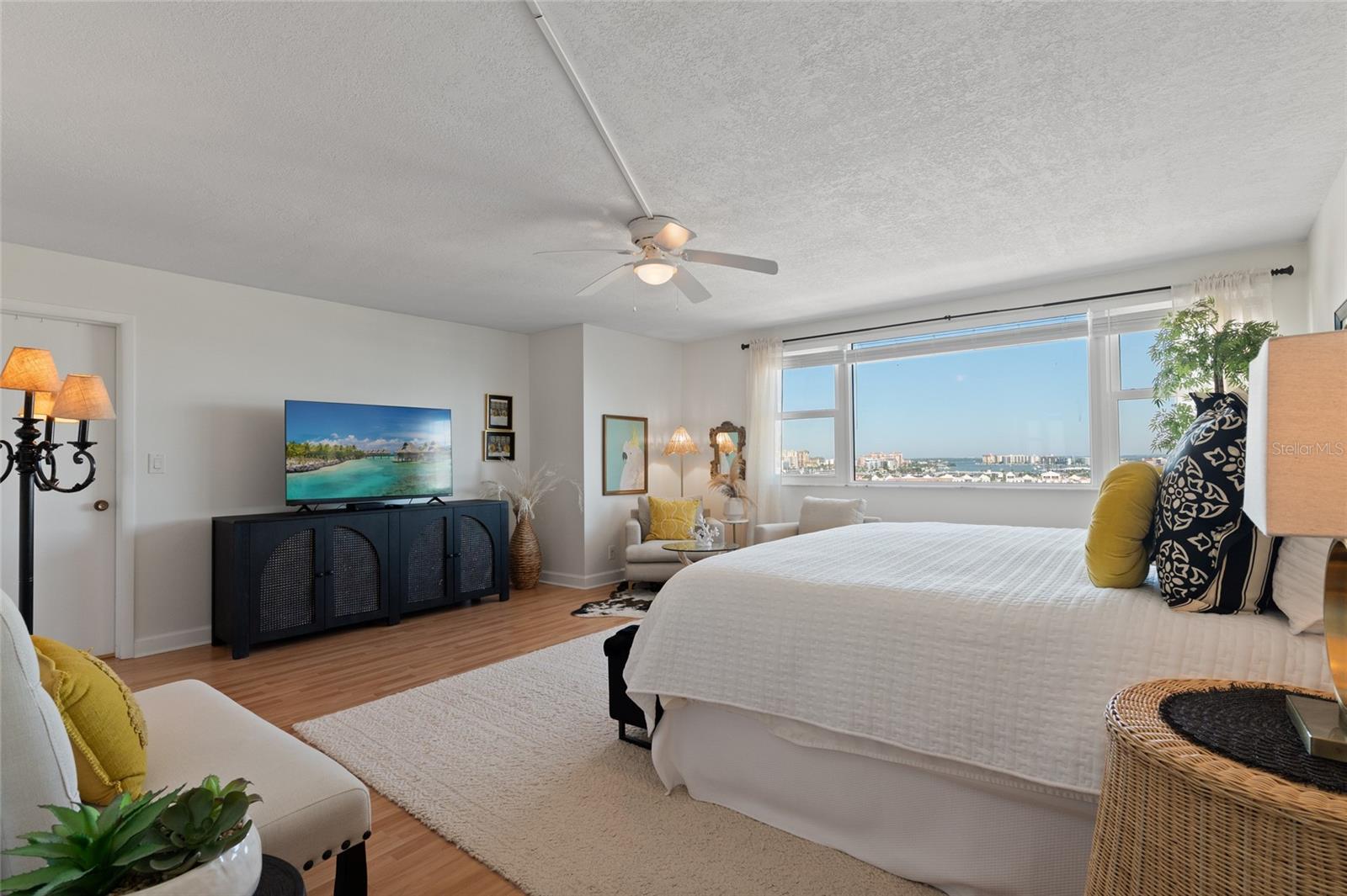675 S GULFVIEW BOULEVARD, #PH4, Clearwater Beach, FL 33767