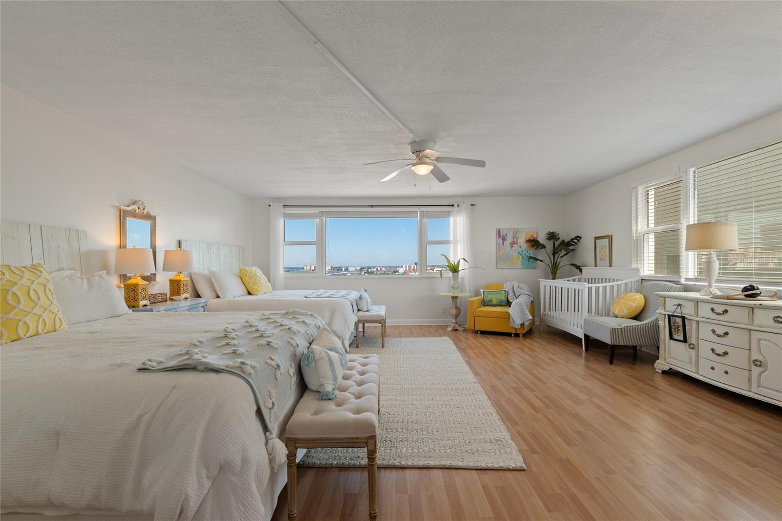 675 S GULFVIEW BOULEVARD, #PH4, Clearwater Beach, FL 33767