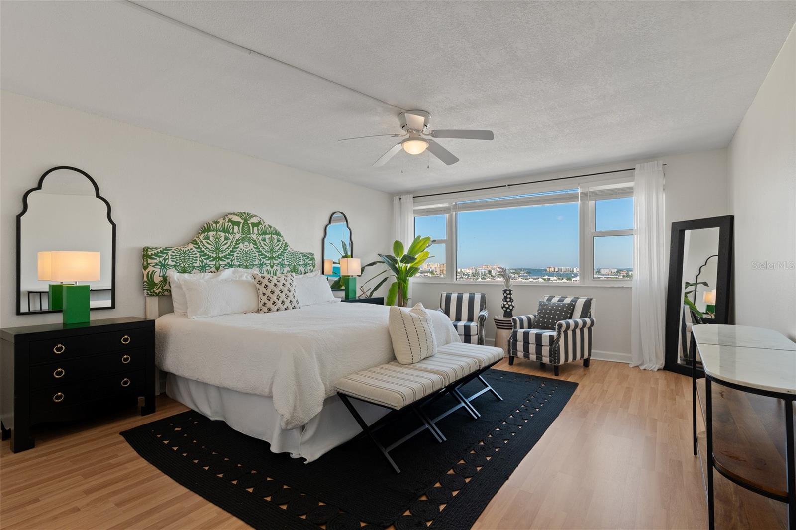 675 S GULFVIEW BOULEVARD, #PH4, Clearwater Beach, FL 33767