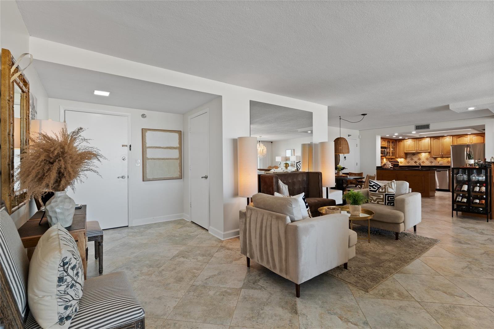 675 S GULFVIEW BOULEVARD, #PH4, Clearwater Beach, FL 33767