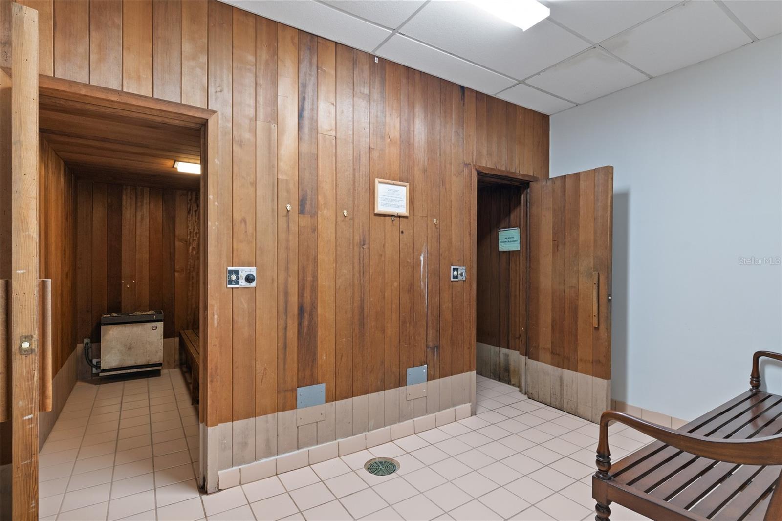 675 S GULFVIEW BOULEVARD, #PH4, Clearwater Beach, FL 33767