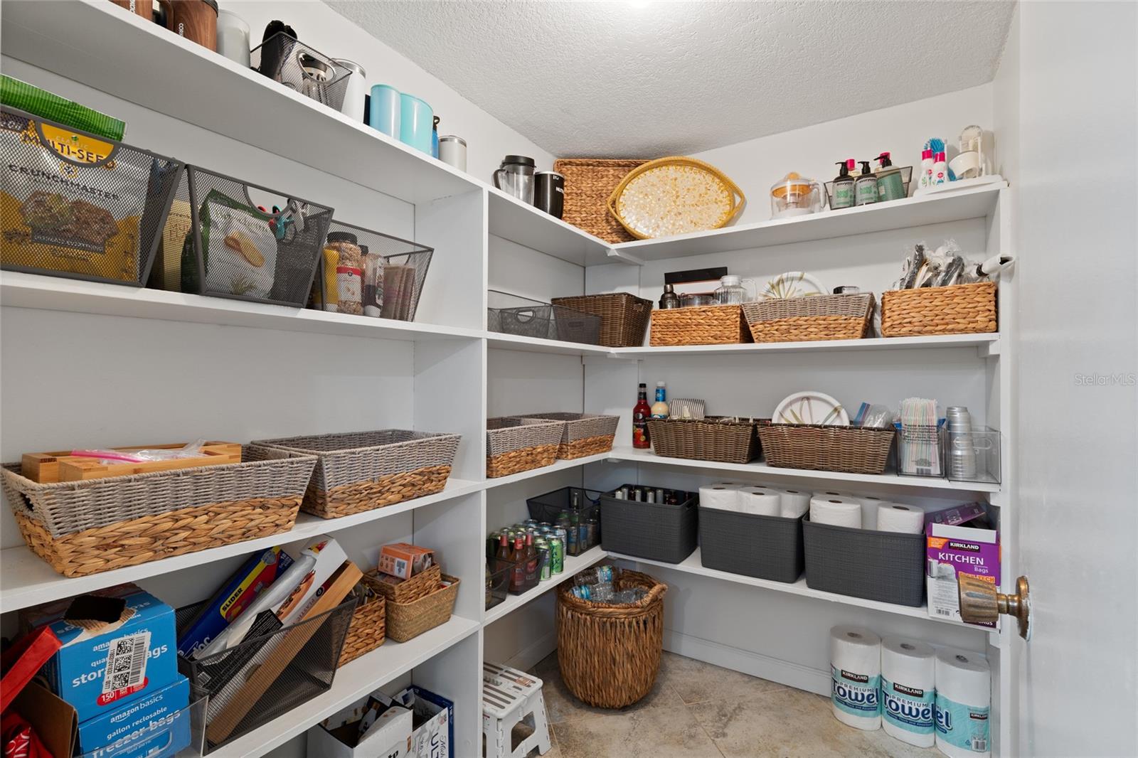 675 S GULFVIEW BOULEVARD, #PH4, Clearwater Beach, FL 33767