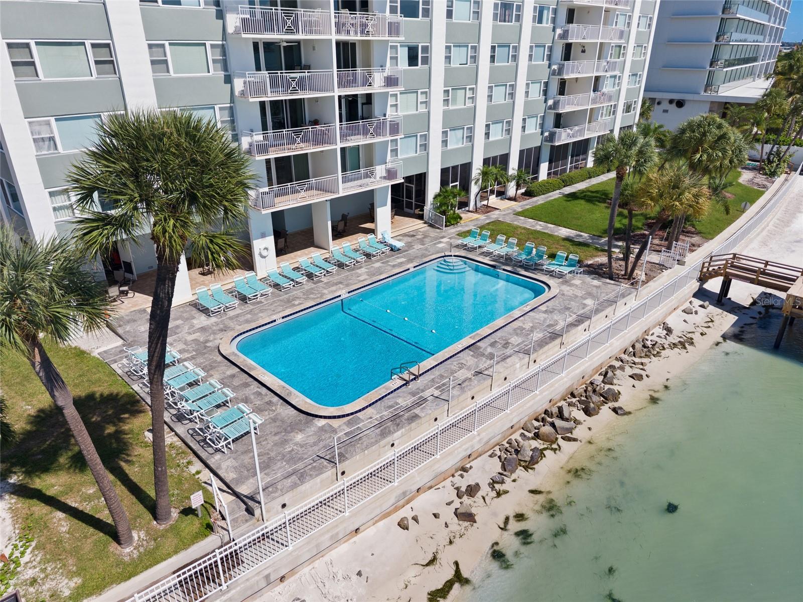 675 S GULFVIEW BOULEVARD, #PH4, Clearwater Beach, FL 33767