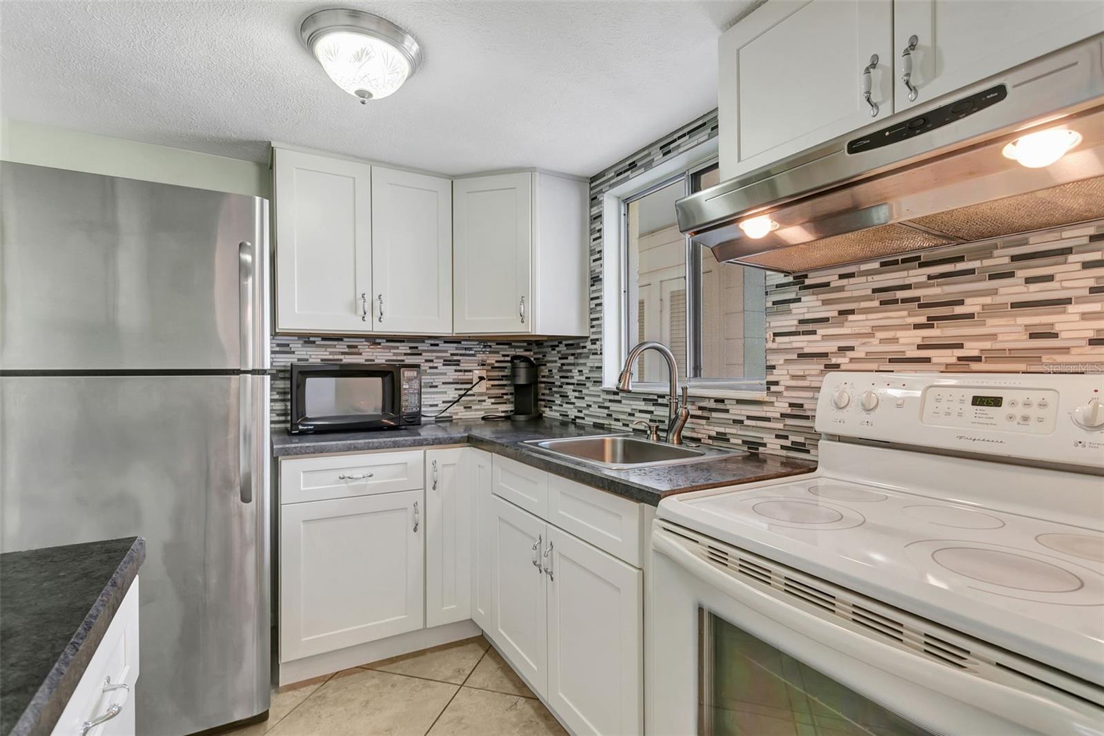 5872 17TH STREET W, #C2, Bradenton, FL 34207