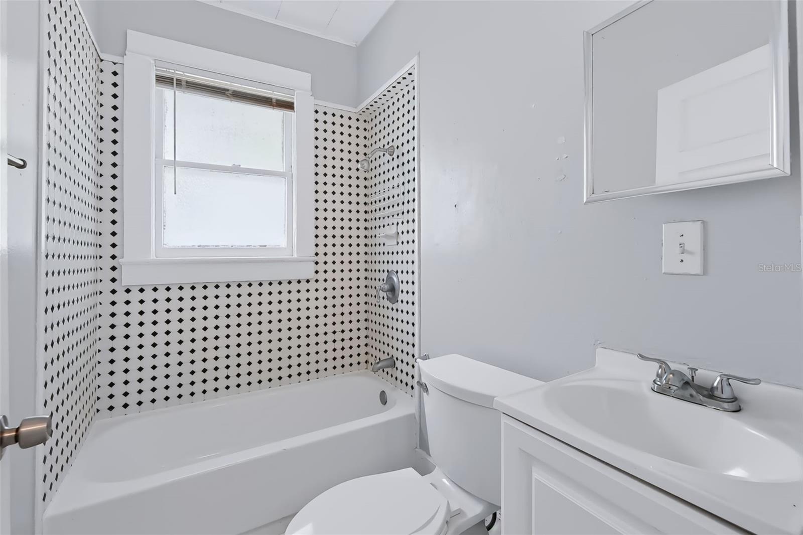 208 VINE AVENUE, #1,2,3,4, Clearwater, FL 33755