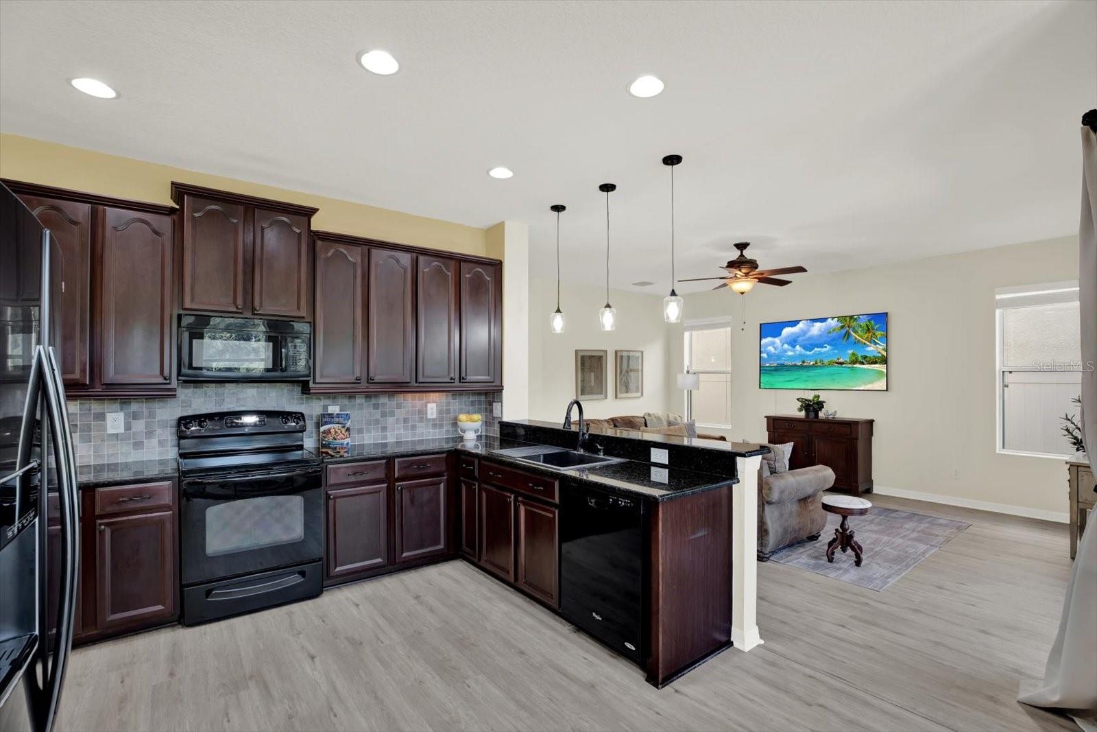 7127 FOREST MERE DRIVE, Riverview, FL 33578
