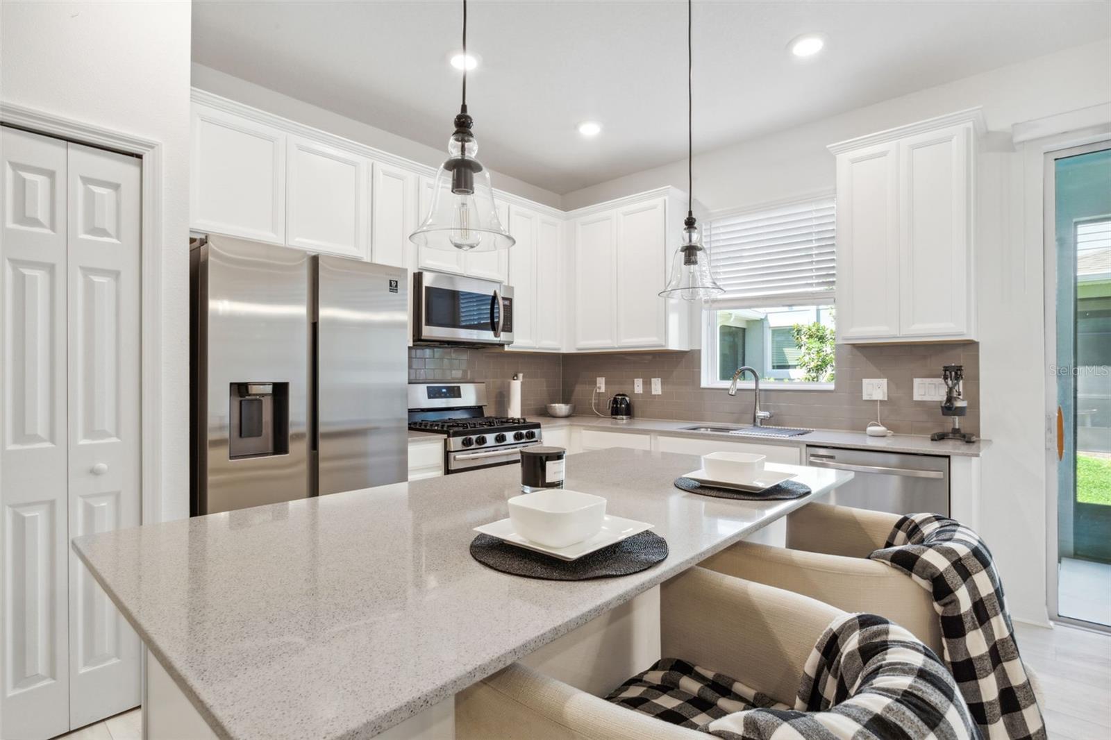 5732 SKYTOP DRIVE, Lithia, FL 33547
