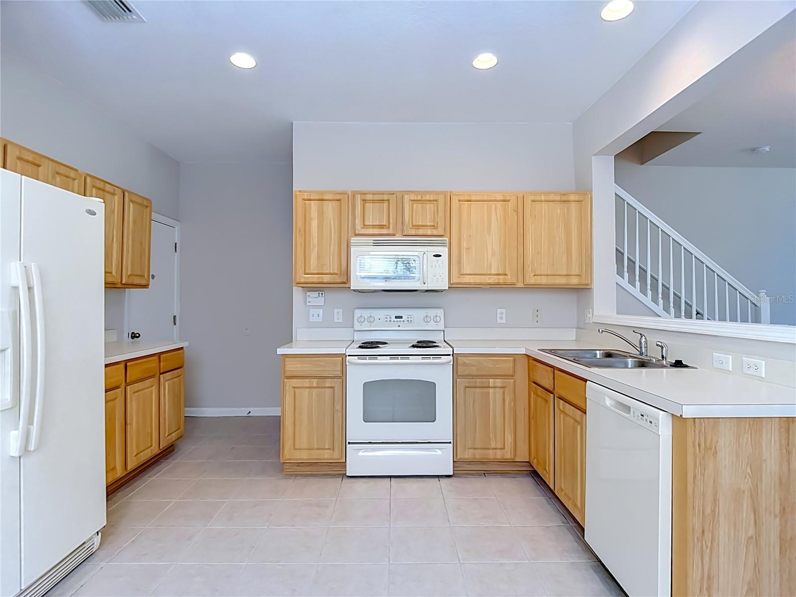 4812 BARNSTEAD DRIVE, Riverview, FL 33578