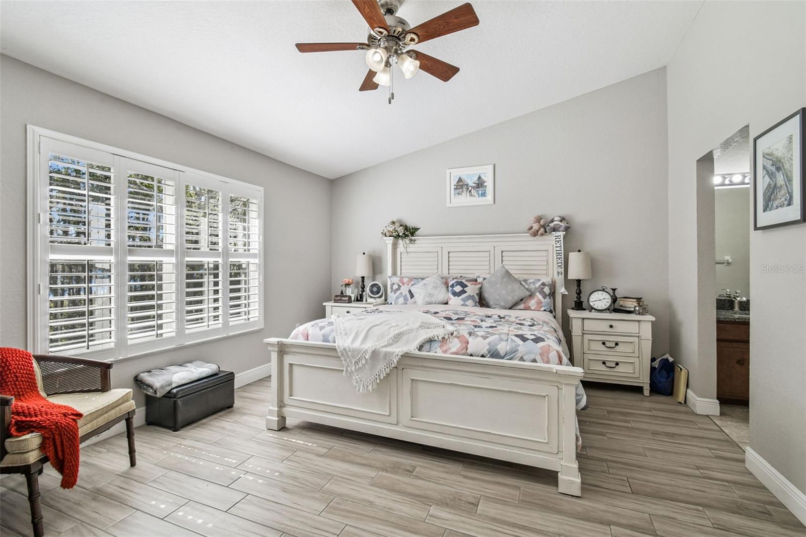 1627 HAMMOCKS AVENUE, Lutz, FL 33549