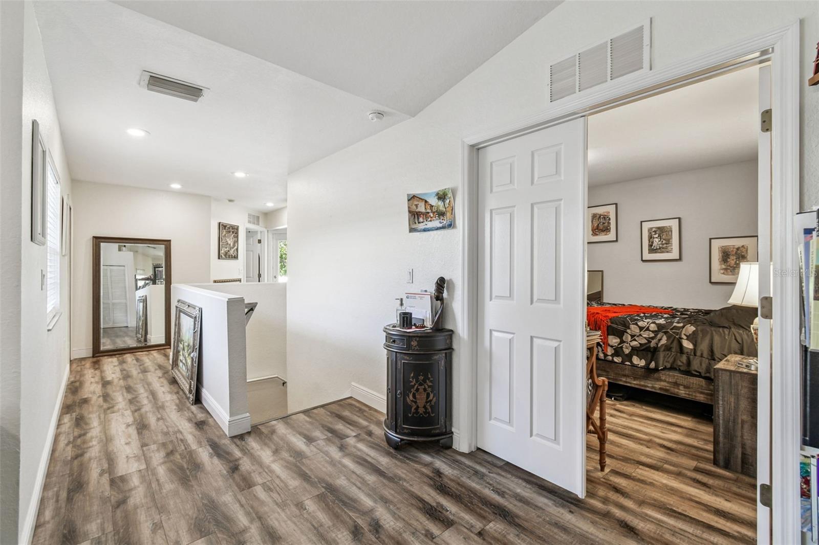 1627 HAMMOCKS AVENUE, Lutz, FL 33549